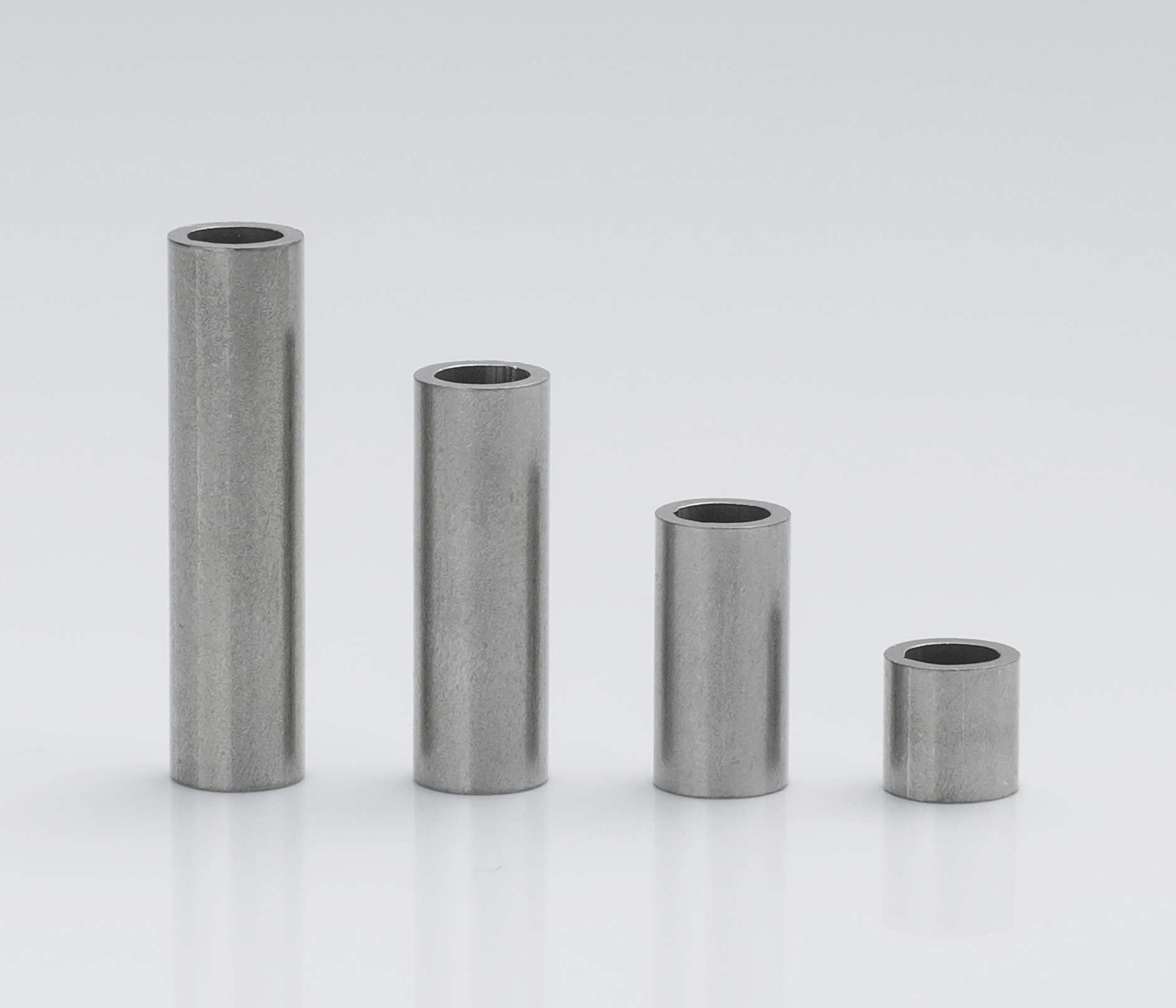 Stainless steel sleeves 5x3,4x0,8 mm (up to M3)